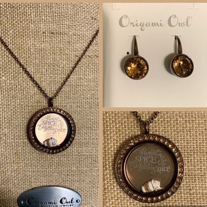 Origami Owl Pumpkin Spice Locket & Earrings Set